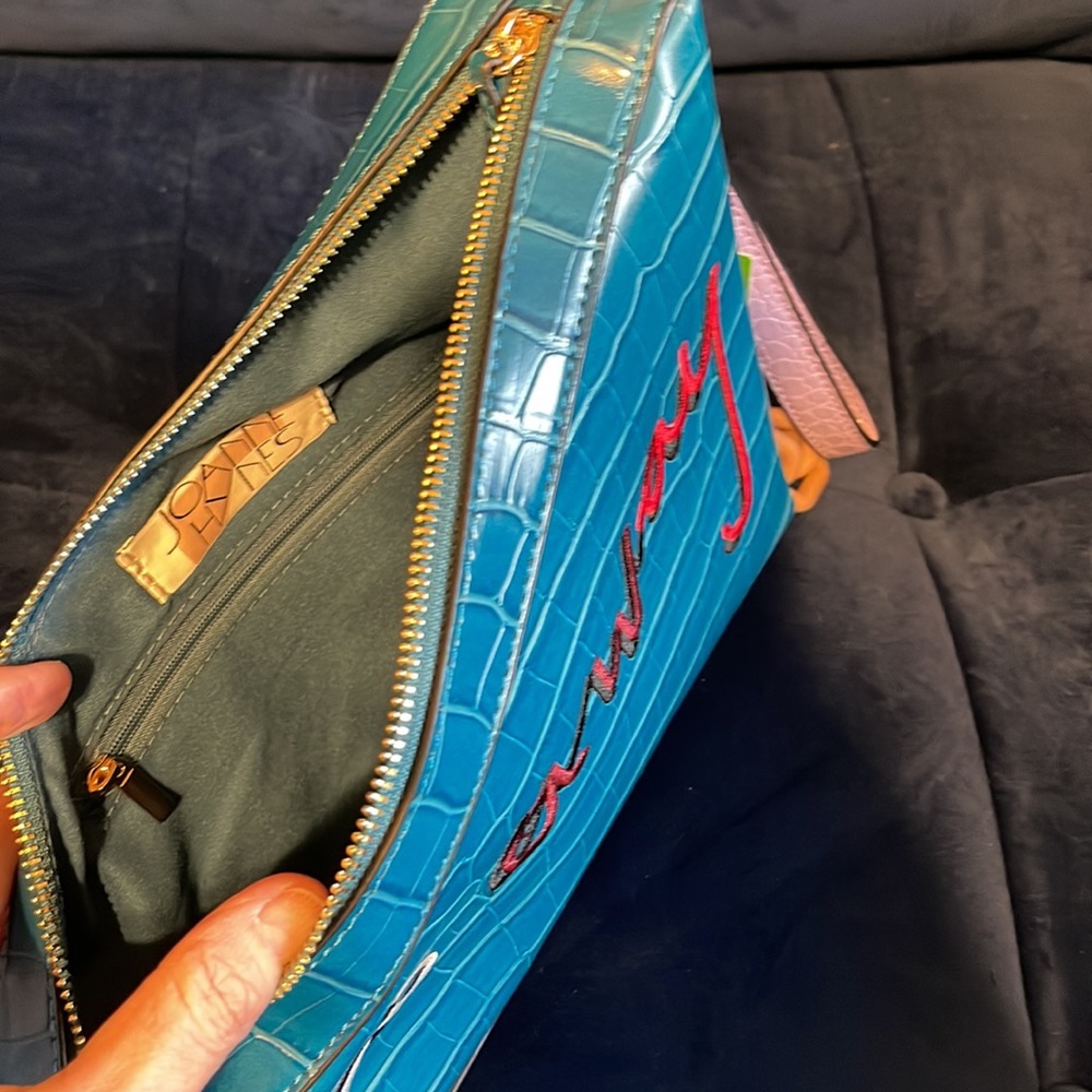 “Go Away” Triangle Bag - image 4